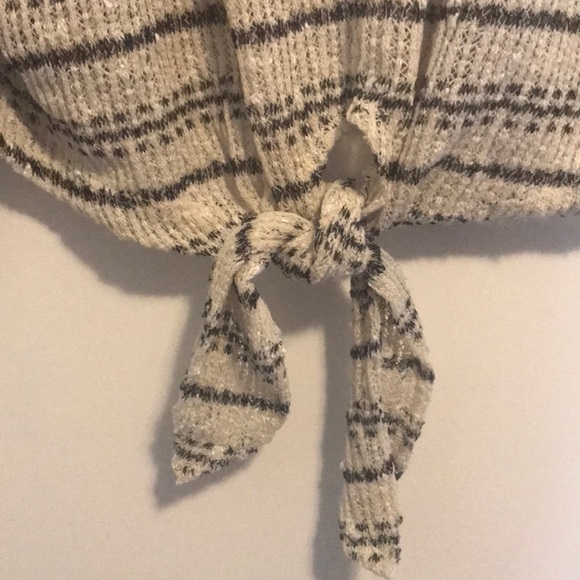 Knitted Slouchy Sweater - Picture 2 of 4
